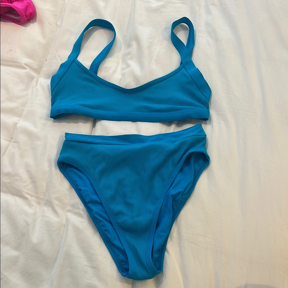 L*space ribbed set with “frenchi” bottom